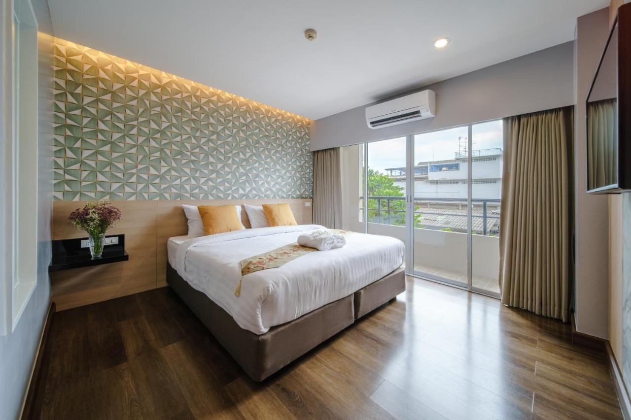 Season Place Bangkok Exterior photo